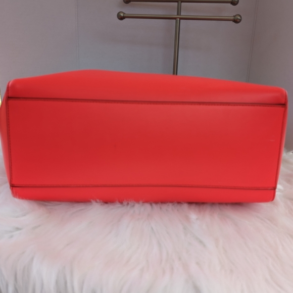 KATE SPADE GORGEOUS CORAL LARGE TOTE BAG EUC, Beautiful color! - Picture 15 of 15